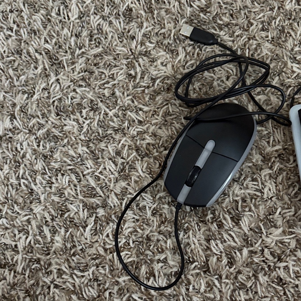 Black Wired Computer Mouse